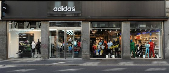 阿迪达斯 3D 打印了一款酷炫跑鞋,但材料有点出人意料
